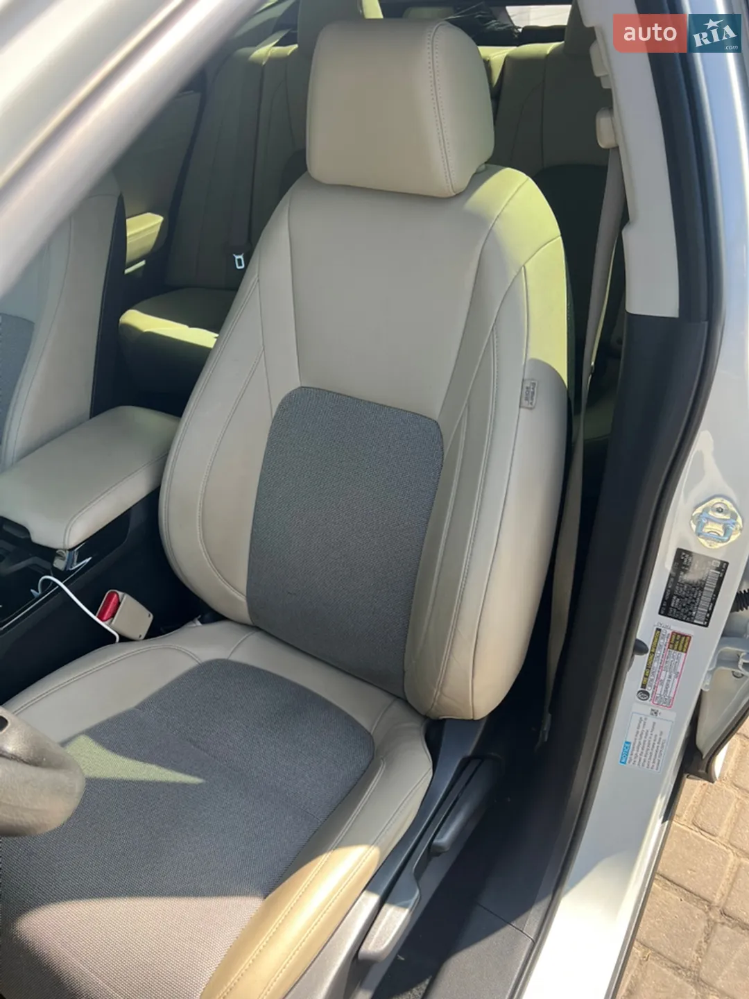 2018 Honda FCX Clarity - мініатюра 16