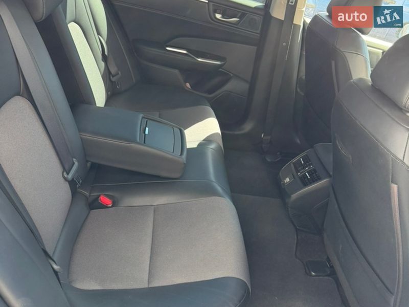 Седан Honda Clarity 2018 в Киеве