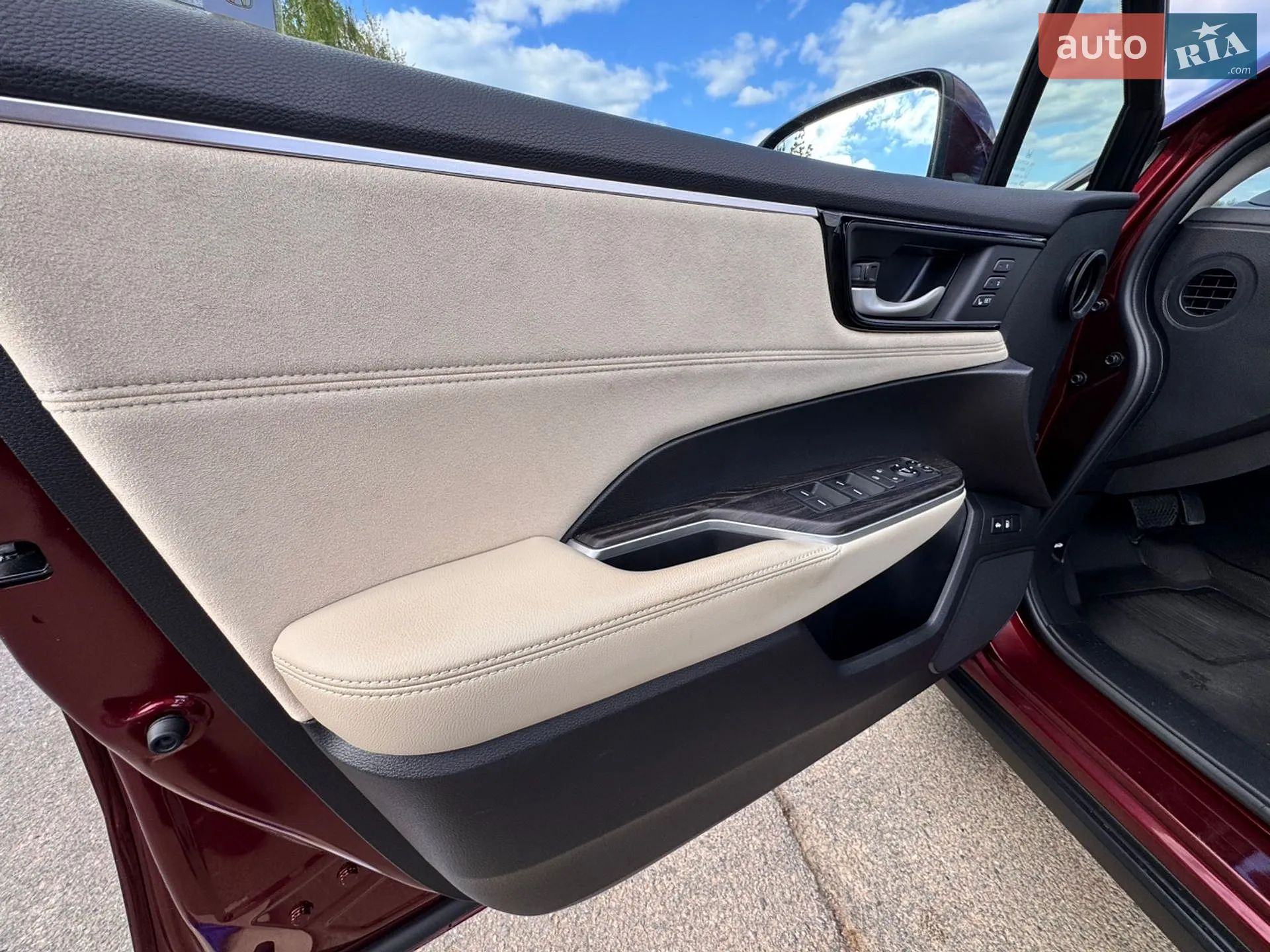 2018 Honda FCX Clarity - мініатюра 12