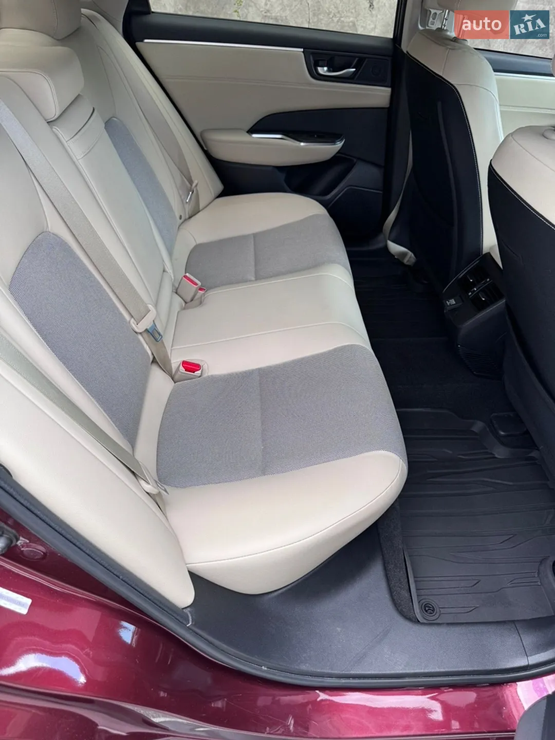 2018 Honda FCX Clarity - мініатюра 37