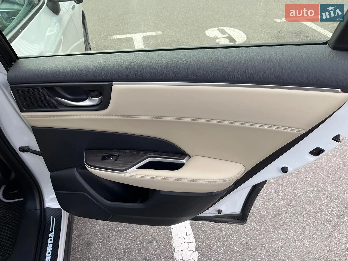 2019 Honda FCX Clarity - мініатюра 10