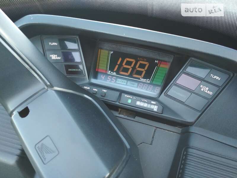 Максі-скутер Honda CN 250 1996 в Львові