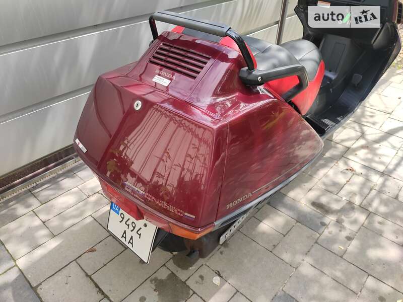 Максі-скутер Honda CN 250 1996 в Львові