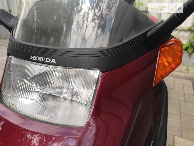 Максі-скутер Honda CN 250 1996 в Львові