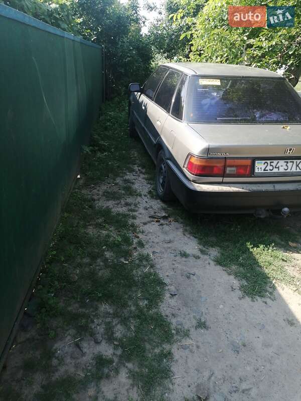 Седан Honda Concerto 1992 в Звенигородці