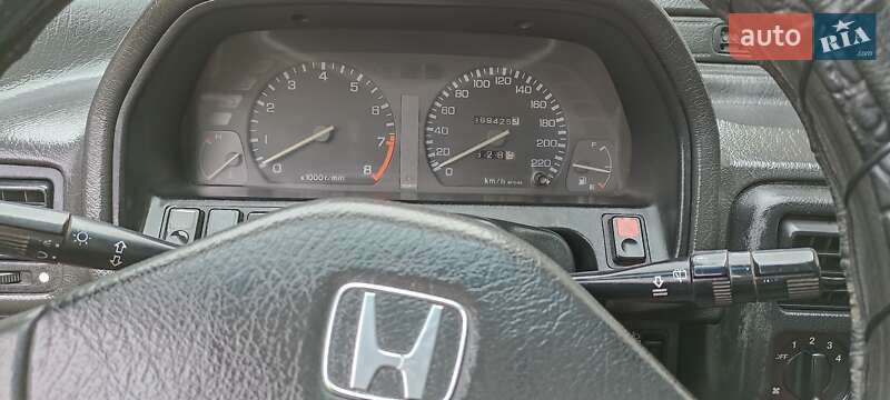 Ліфтбек Honda Concerto 1994 в Чернівцях