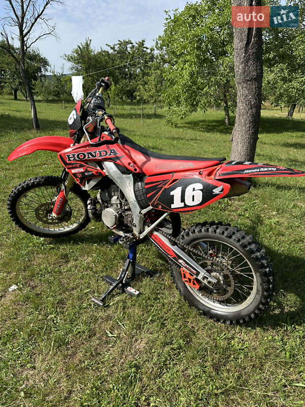 Мотоцикл Кросс Honda CR 250R 2004 в Ужгороде фото 3 Мотоцикл Кросс Honda CR 250R 2004 в Ужгороде