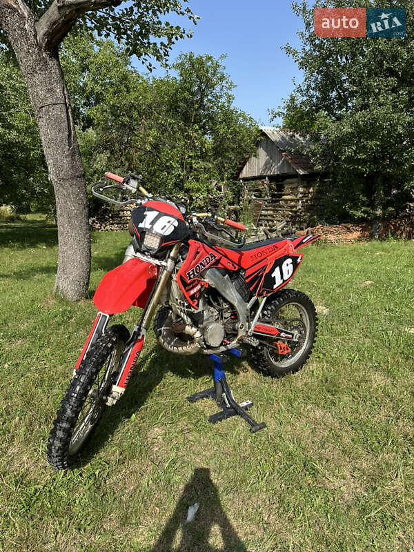 Мотоцикл Кросс Honda CR 250R 2004 в Ужгороде фото 2 Мотоцикл Кросс Honda CR 250R 2004 в Ужгороде