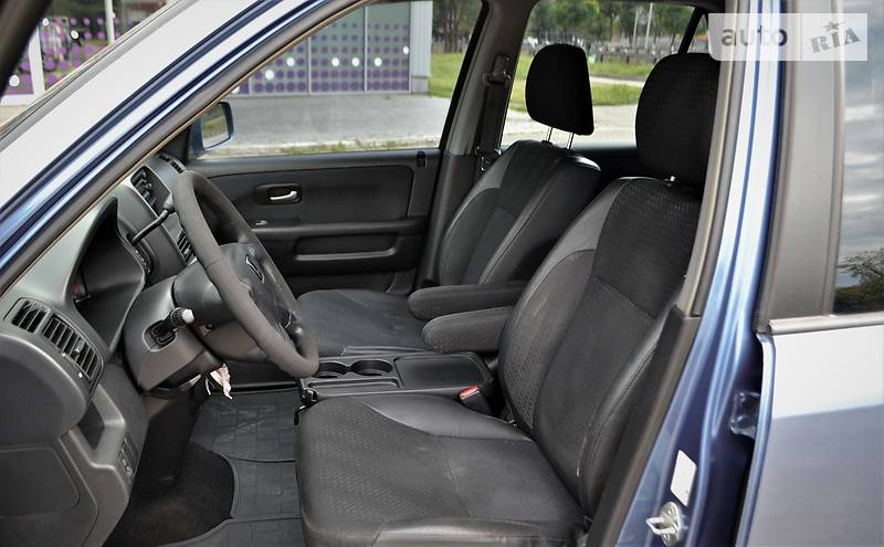 Позашляховик / Кросовер Honda CR-V 2004 в Харкові