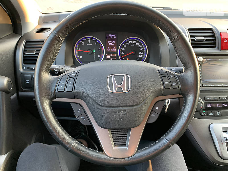 Позашляховик / Кросовер Honda CR-V 2011 в Чернівцях