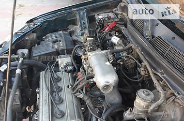 Позашляховик / Кросовер Honda CR-V 1998 в 