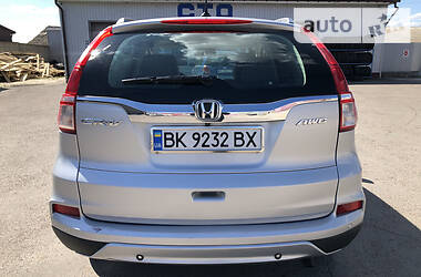 Позашляховик / Кросовер Honda CR-V 2015 в 