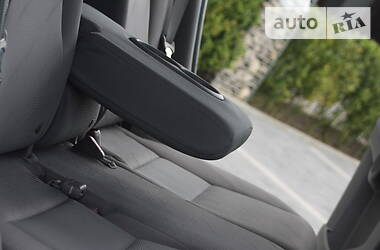Внедорожник / Кроссовер Honda CR-V 2011 в 