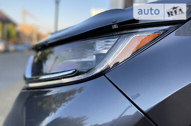 Позашляховик / Кросовер Honda CR-V 2019 в 