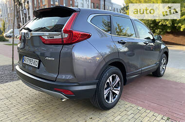 Позашляховик / Кросовер Honda CR-V 2019 в 