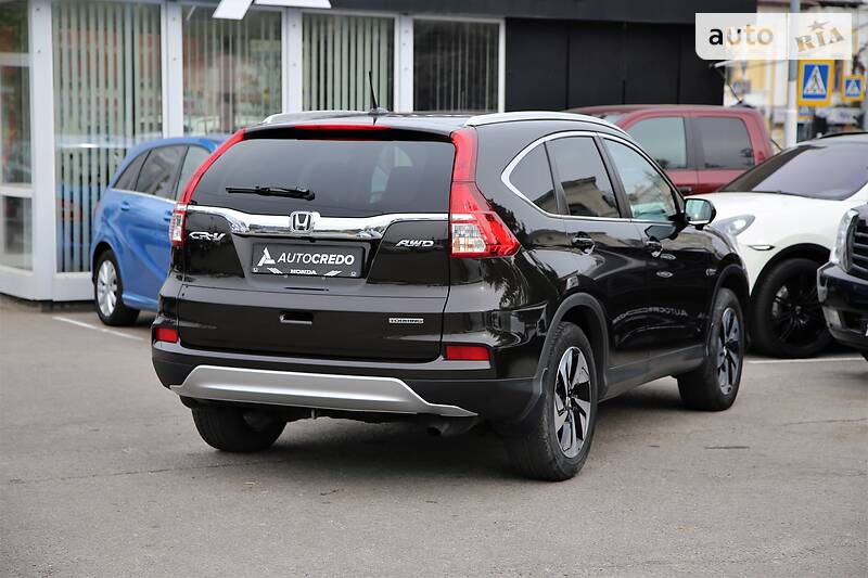 Внедорожник / Кроссовер Honda CR-V 2015 в Харькове