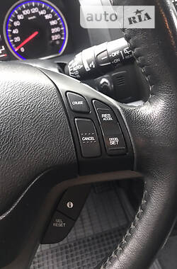 Позашляховик / Кросовер Honda CR-V 2010 в 