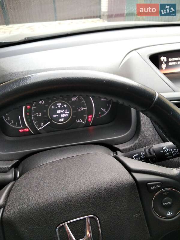 Позашляховик / Кросовер Honda CR-V 2016 в Малині