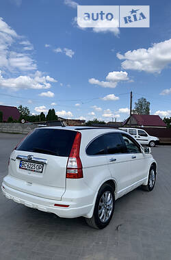 Позашляховик / Кросовер Honda CR-V 2011 в Острозі