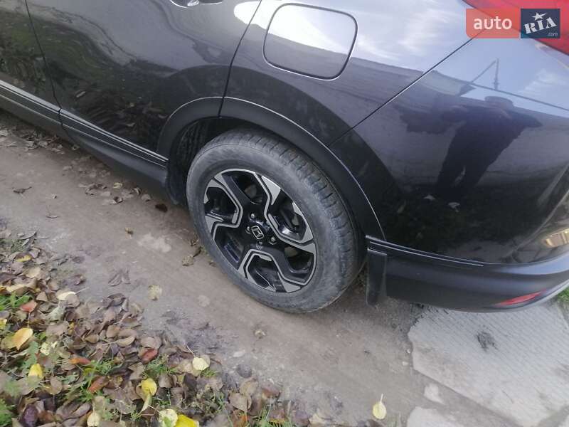 Позашляховик / Кросовер Honda CR-V 2017 в Дніпрі