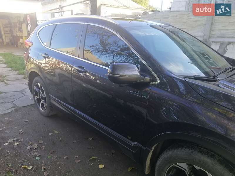 Позашляховик / Кросовер Honda CR-V 2017 в Дніпрі