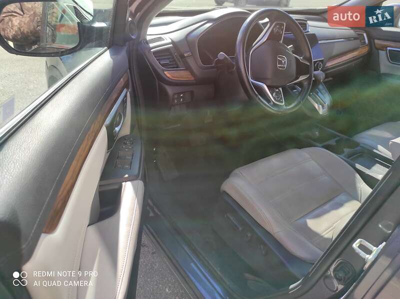 Позашляховик / Кросовер Honda CR-V 2017 в Харкові