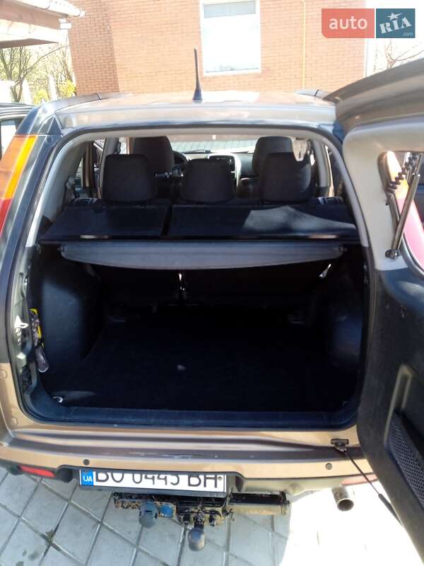 Внедорожник / Кроссовер Honda CR-V 2004 в Лановцах