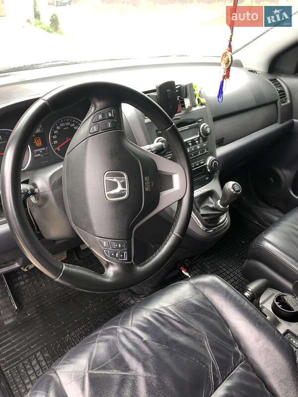 Внедорожник / Кроссовер Honda CR-V 2007 в Межгорье