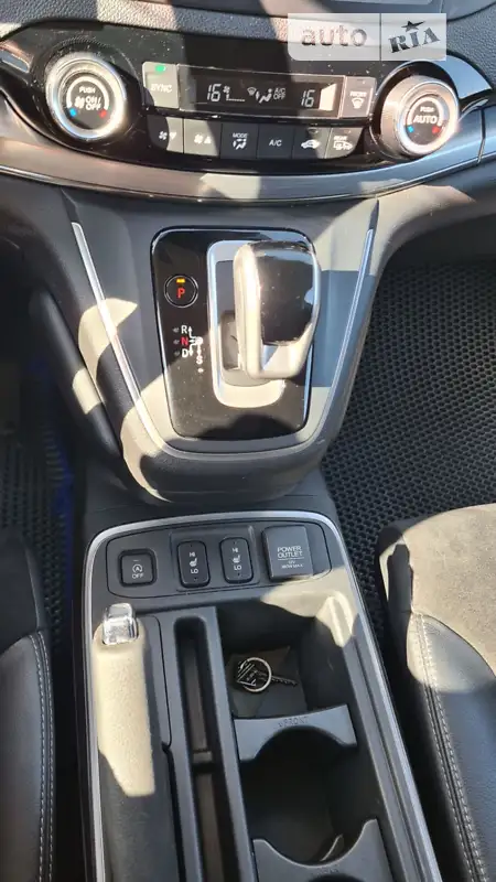 Honda CR-V 2016 VIN SHSRE6880GU004079 фото оголошення 4 з 66