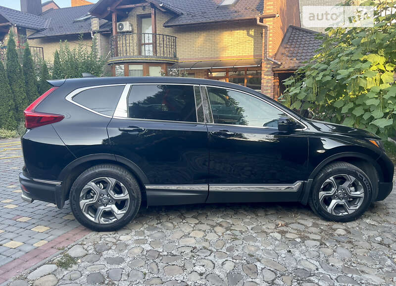Внедорожник / Кроссовер Honda CR-V 2018 в Виннице