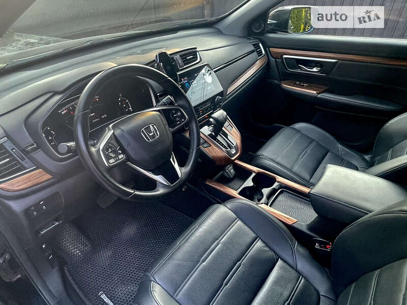 Внедорожник / Кроссовер Honda CR-V 2018 в Виннице