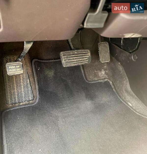 Позашляховик / Кросовер Honda CR-V 2012 в Дніпрі