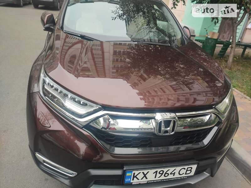 Внедорожник / Кроссовер Honda CR-V 2020 в Киеве