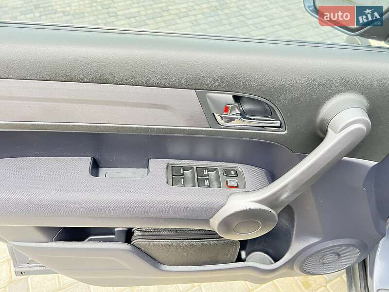 Внедорожник / Кроссовер Honda CR-V 2008 в Кропивницком