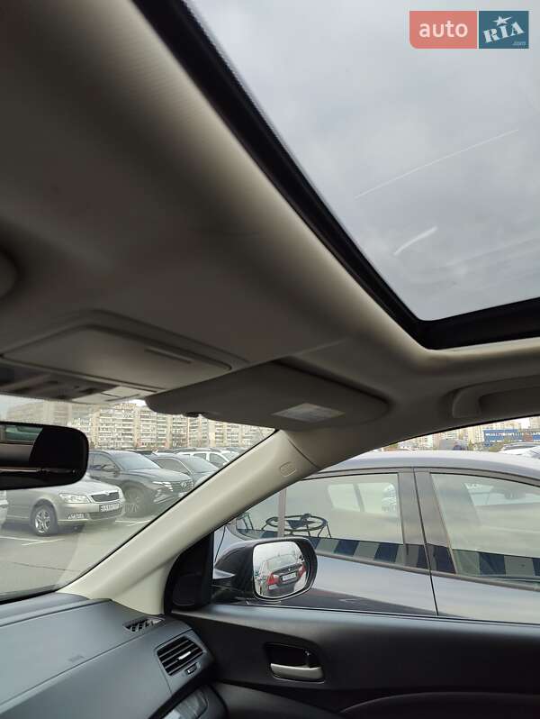 Внедорожник / Кроссовер Honda CR-V 2013 в Киеве