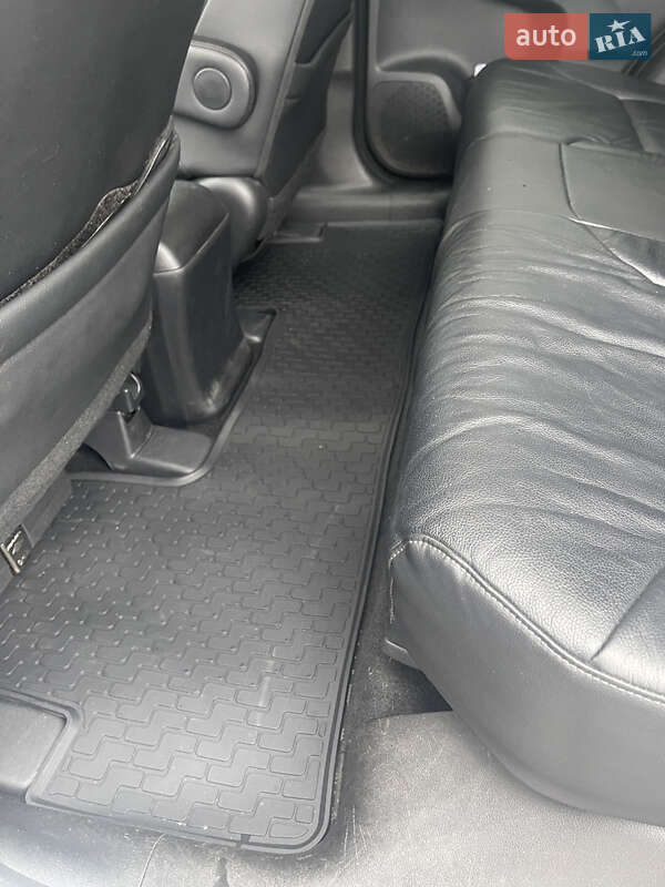 Позашляховик / Кросовер Honda CR-V 2013 в Києві фото 10 Позашляховик / Кросовер Honda CR-V 2013 в Києві
