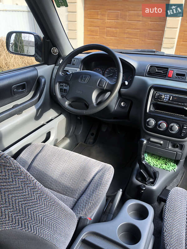 Позашляховик / Кросовер Honda CR-V 1998 в Ужгороді