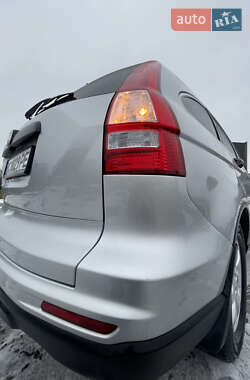 Внедорожник / Кроссовер Honda CR-V 2010 в 
