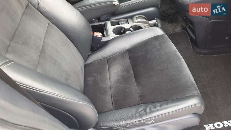 Внедорожник / Кроссовер Honda CR-V 2010 в Киеве фото 40 Внедорожник / Кроссовер Honda CR-V 2010 в Киеве