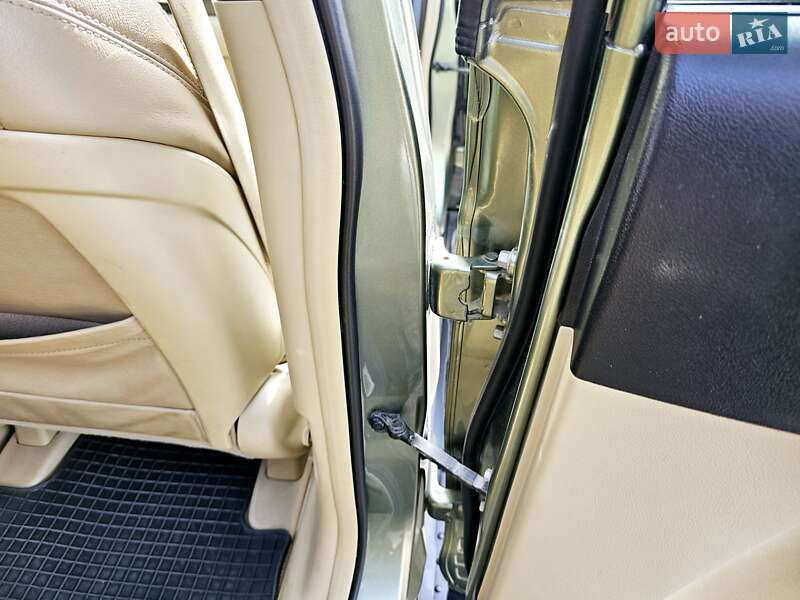 Внедорожник / Кроссовер Honda CR-V 2007 в Житомире фото 49 Внедорожник / Кроссовер Honda CR-V 2007 в Житомире