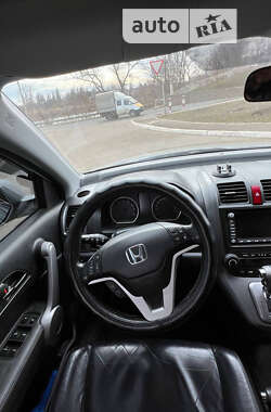 Позашляховик / Кросовер Honda CR-V 2006 в Краматорську