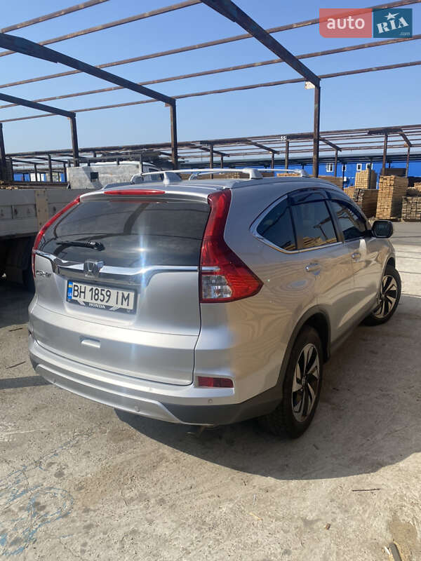 Внедорожник / Кроссовер Honda CR-V 2015 в Одессе