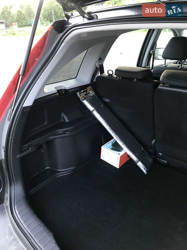 Внедорожник / Кроссовер Honda CR-V 2008 в Сколе