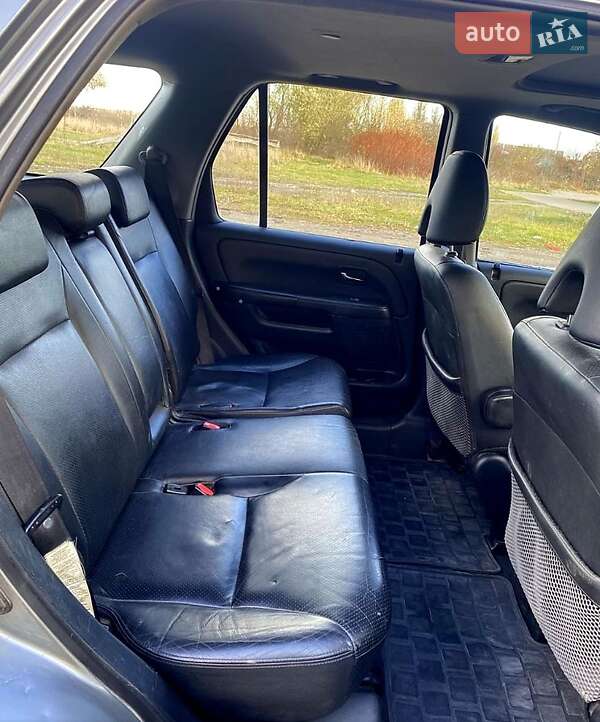 Позашляховик / Кросовер Honda CR-V 2005 в Деражні