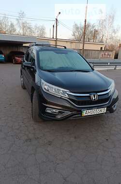 Внедорожник / Кроссовер Honda CR-V 2015 в Покровске