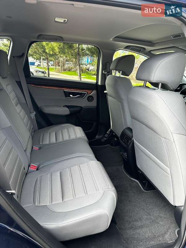 Внедорожник / Кроссовер Honda CR-V 2020 в Одессе
