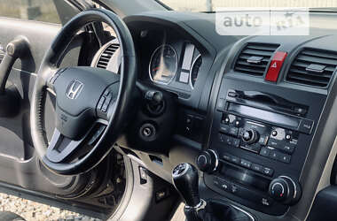 Внедорожник / Кроссовер Honda CR-V 2011 в Хусте