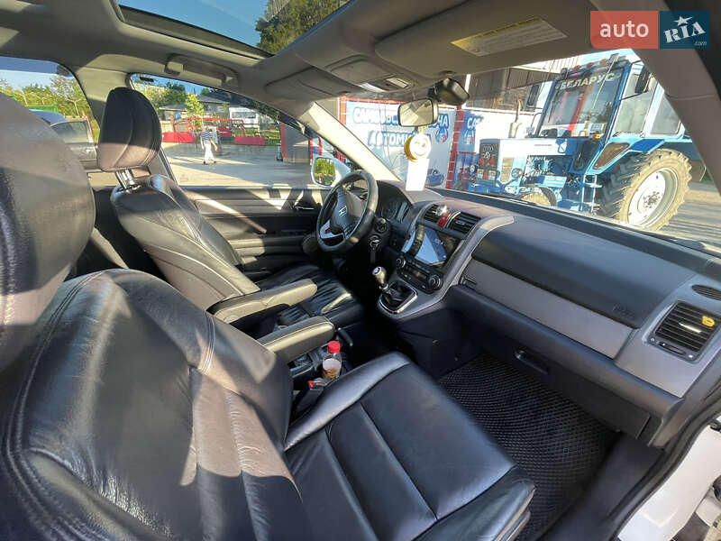 Позашляховик / Кросовер Honda CR-V 2008 в Чернівцях