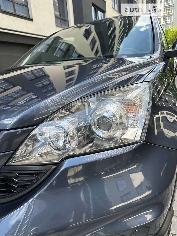 Внедорожник / Кроссовер Honda CR-V 2011 в Ивано-Франковске