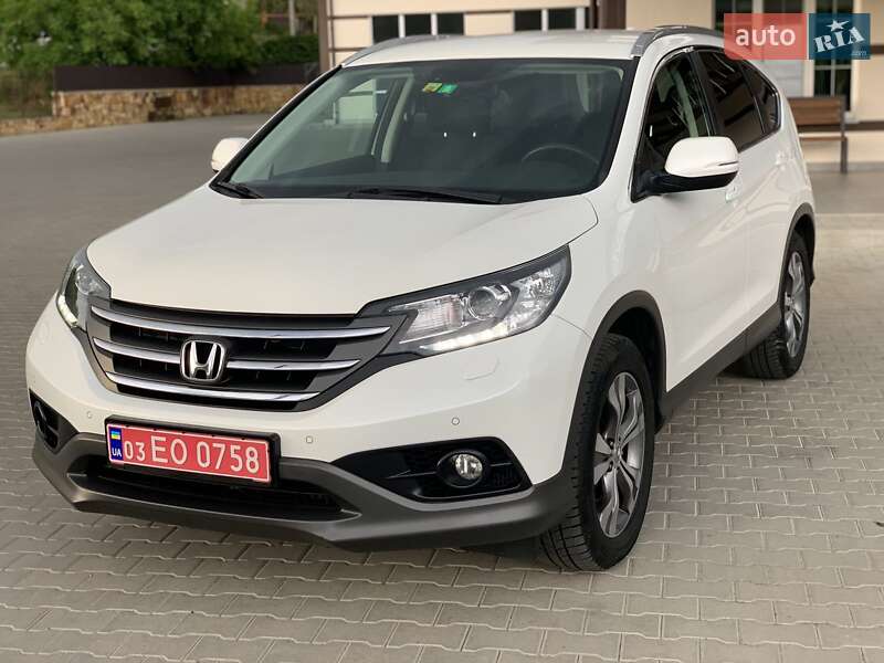 Внедорожник / Кроссовер Honda CR-V 2014 в Могилев-Подольске